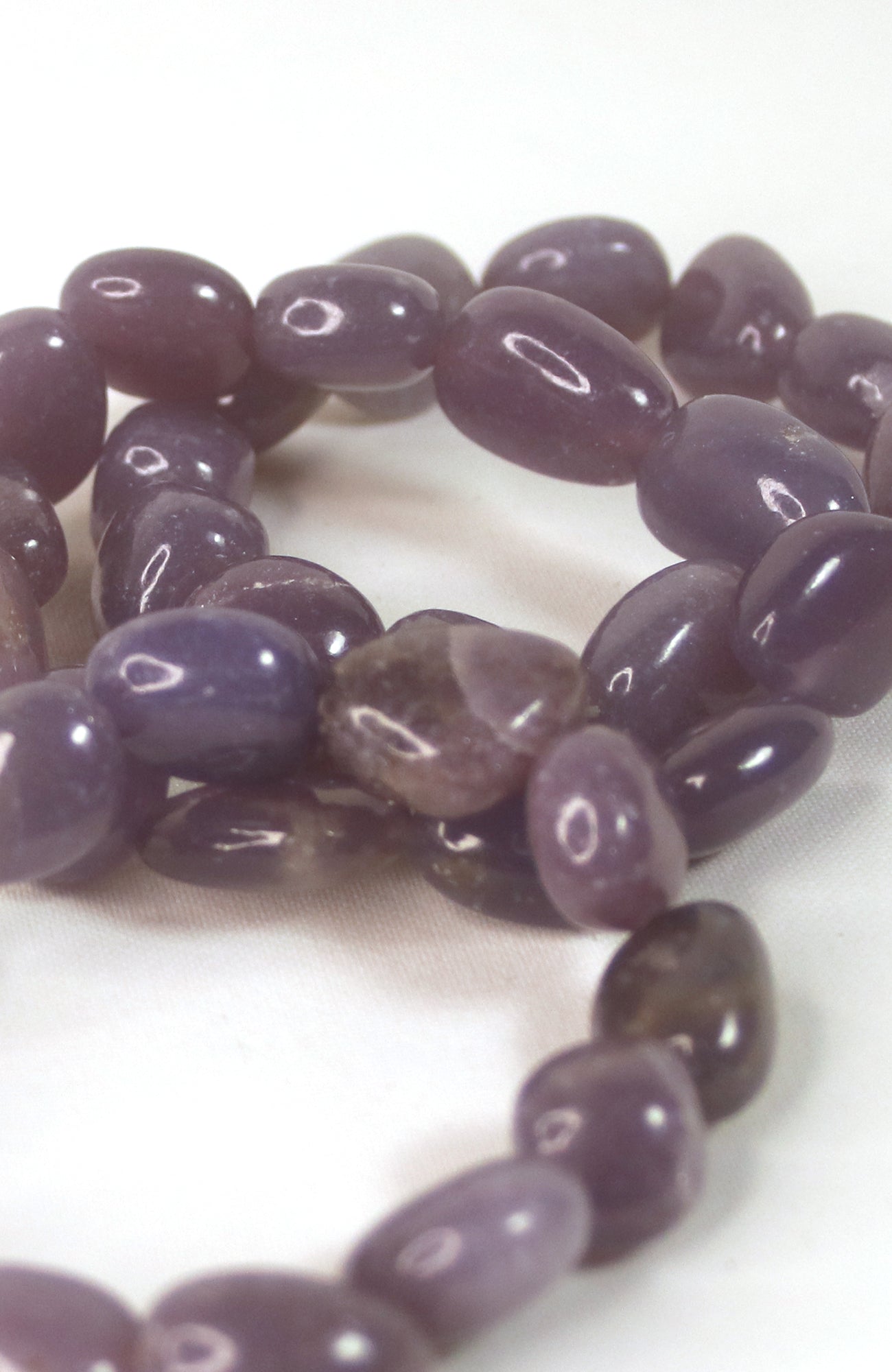 Lepidolite 10-15mm Tumbled Stone Bracelet